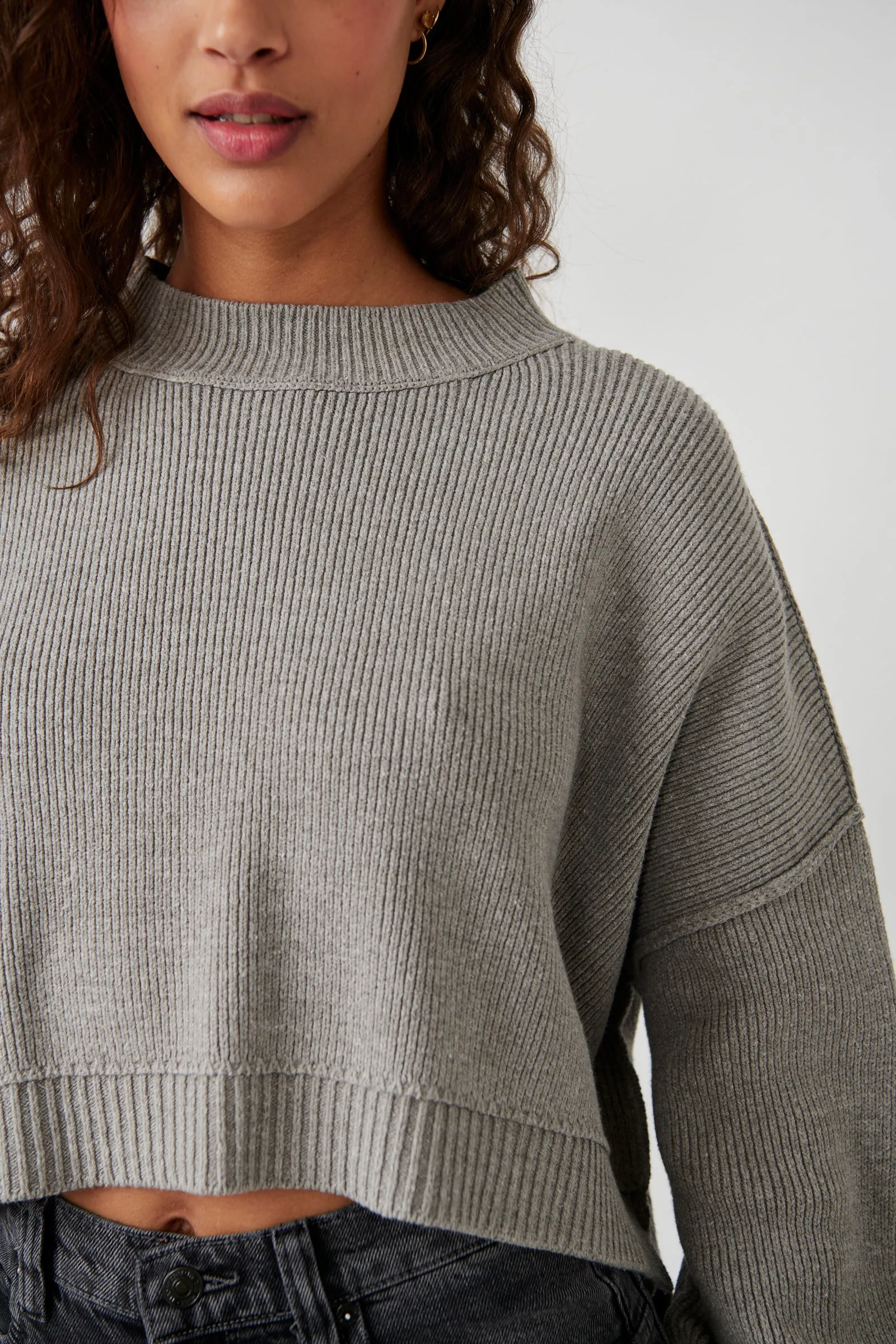 Easy Street Crop Pullover - Heather Grey