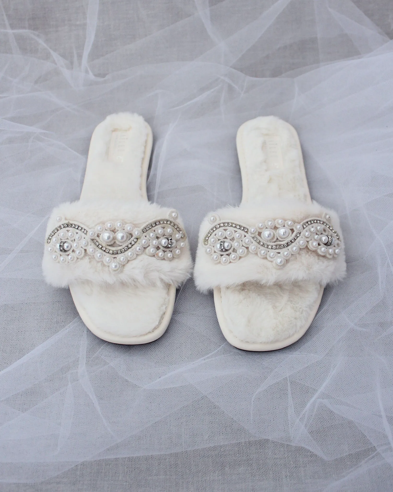 Faux Fur Slide Flat Sandals with Small Pearls Applique