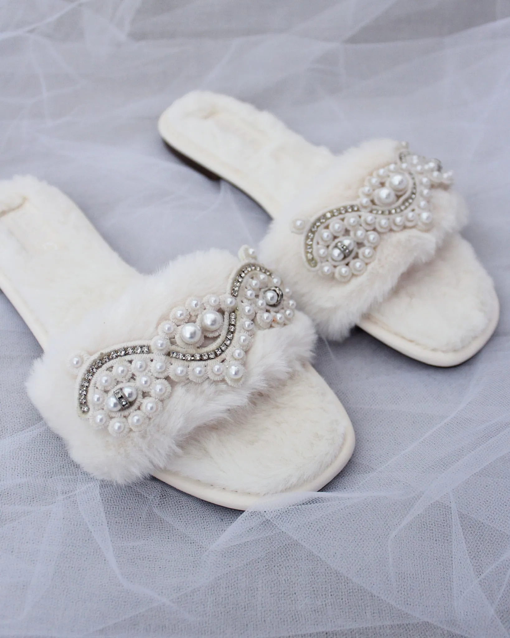 Faux Fur Slide Flat Sandals with Small Pearls Applique